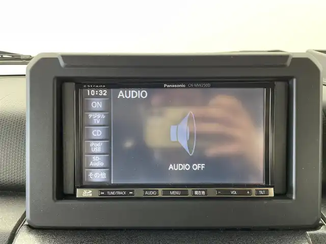 スズキ ジムニー XG 群馬県 2018(平30)年 5.5万km ジャングルグリーン strada7インチナビ/フルセグTV/CD/USB/－－－－－－－－－/ナビ　フルセグＴＶ　ＲＡＹＳ／ＤＡＩＴＯＮＡ１６インチアルミホイール　ＴＨＵＬＥルーフキャリア　ＩＮＮＯロッドホルダー　サイクルキャリア　デュアルセンサーブレーキサポート　キーレス　ＥＴＣ　４ＷＤ