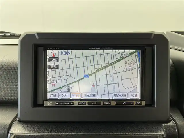 スズキ ジムニー XG 群馬県 2018(平30)年 5.5万km ジャングルグリーン strada7インチナビ/フルセグTV/CD/USB/－－－－－－－－－/ナビ　フルセグＴＶ　ＲＡＹＳ／ＤＡＩＴＯＮＡ１６インチアルミホイール　ＴＨＵＬＥルーフキャリア　ＩＮＮＯロッドホルダー　サイクルキャリア　デュアルセンサーブレーキサポート　キーレス　ＥＴＣ　４ＷＤ