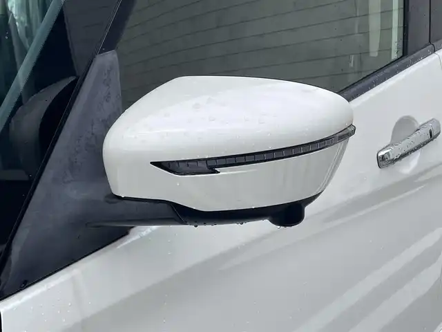 日産 セレナ ハイウェイスター Vセレクション 福岡県 2017(平29)年 8.1万km ブリリアントホワイトパール 純正7型SDナビ(フルセグTV/CD/BT)/全方位/オートホールド/コーナーセンサー/パーキングアシスト/プロパイロット/両側電動/ドラレコ/デジタルインナーミラー/ETC/USB/純正アルミホイール/スペアキー/プッシュスタート/スマートキー