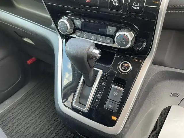 日産 セレナ ハイウェイスター Vセレクション 福岡県 2017(平29)年 8.1万km ブリリアントホワイトパール 純正7型SDナビ(フルセグTV/CD/BT)/全方位/オートホールド/コーナーセンサー/パーキングアシスト/プロパイロット/両側電動/ドラレコ/デジタルインナーミラー/ETC/USB/純正アルミホイール/スペアキー/プッシュスタート/スマートキー