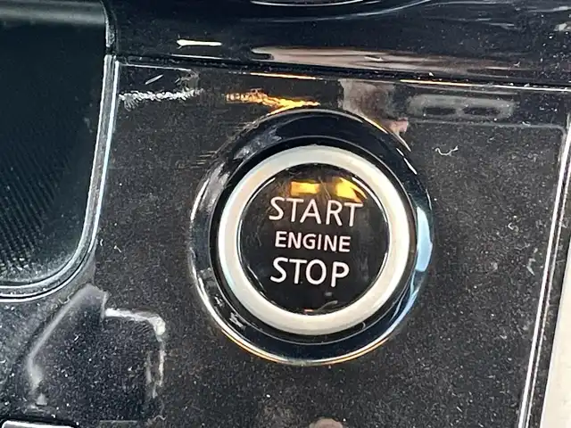 日産 セレナ ハイウェイスター Vセレクション 福岡県 2017(平29)年 8.1万km ブリリアントホワイトパール 純正7型SDナビ(フルセグTV/CD/BT)/全方位/オートホールド/コーナーセンサー/パーキングアシスト/プロパイロット/両側電動/ドラレコ/デジタルインナーミラー/ETC/USB/純正アルミホイール/スペアキー/プッシュスタート/スマートキー