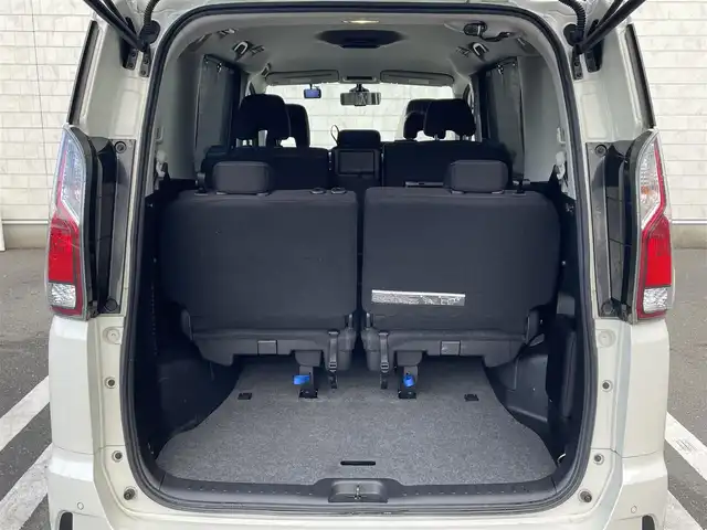 日産 セレナ ハイウェイスター Vセレクション 福岡県 2017(平29)年 8.1万km ブリリアントホワイトパール 純正7型SDナビ(フルセグTV/CD/BT)/全方位/オートホールド/コーナーセンサー/パーキングアシスト/プロパイロット/両側電動/ドラレコ/デジタルインナーミラー/ETC/USB/純正アルミホイール/スペアキー/プッシュスタート/スマートキー