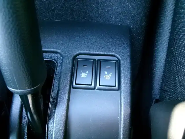 スズキ ジムニー XC 群馬県 2024(令6)年 2.1万km ジャングルグリーン ワンオーナー/スズキセーフティサポート/マッドフラップセット/ビルトインETC/LEDヘッドライト/純正フロアマット/前席シートヒーター/スマートキー×2/保証書＆取説