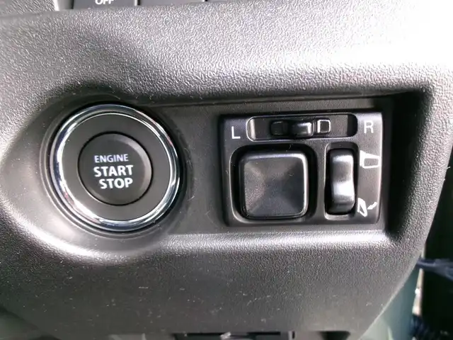 スズキ ジムニー XC 群馬県 2024(令6)年 2.1万km ジャングルグリーン ワンオーナー/スズキセーフティサポート/マッドフラップセット/ビルトインETC/LEDヘッドライト/純正フロアマット/前席シートヒーター/スマートキー×2/保証書＆取説