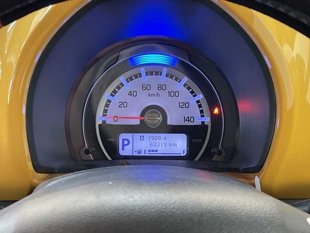 スズキ ハスラー J 新潟県 2019(平31)年 6.4万km アクティブイエロー/ホワイト2トーンルーフ 4WD/純正SDナビ(CN-RZ853)/CD/DVD/BT/フルセグテレビ/バックカメラ/衝突被害軽減ブレーキ/レーンキープアシスト/ベンチシート/シートヒーター/ミラーヒーター/ステアリングスイッチ/スマートキー/プッシュスタート/キセノンヘッドライト/オートライト/フォグランプ/純正15インチアルミホイール