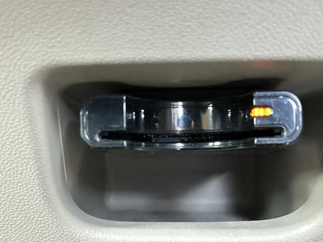 ダイハツ キャスト スタイル X SAⅡ 富山県 2015(平27)年 7.9万km ブラックマイカメタリック 社外ナビ/【CD/DVD/TV/BT】/型式：AVN-Z05iW/バックカメラ/ドライブレコーダー/コーナーセンサー（後）/スマートキー/ETC/プッシュスタート/社外15インチアルミホイール/純正フロアマット/TVキャンセラー/レーンキープアシスト/横滑り防止装置