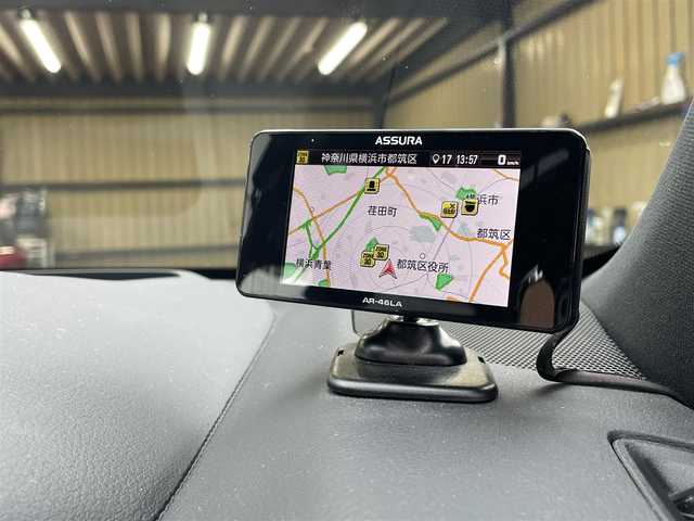 レクサス ＮＸ 350h Fスポーツ 神奈川県 2023(令5)年 3.4万km グラファイトブラックガラスフレーク 禁煙車/ワンオーナー/サンルーフ/前席パワーシート/赤黒コンビ本革シート/・シートヒーター/エアシート/純正ナビ/・フルセグTV/BT/Miracast/パノラミックビューモニター/前後ドライブレコーダー/ビルトインETC2.0/社外GPSレーダー/ヘッドアップディスプレイ/レクサスセーフティシステム/・リヤクロストラフィックアラート/・レーンディパーチャーアラート/・プリクラッシュセーフティ/・レーダークルーズコントロール/・ブラインドスポットモニター/・アダプティブハイビームシステム/・ロードサインアシスト/・ドライバー異常時対応システム/・プロアクティブドライビングアシスト/パワーバックドア/パドルシフト/ステアリングヒーター/純正20インチAW/LEDヘッドライト/フォグランプ/カードキー×1/スマートキー×2/純正フロアマット/保証書/取扱説明書