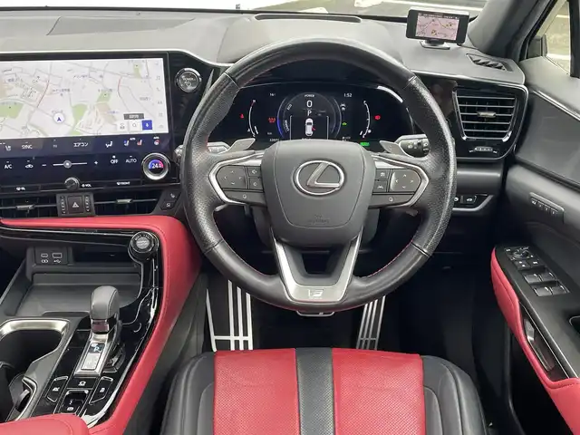 レクサス ＮＸ 350h Fスポーツ 神奈川県 2023(令5)年 3.4万km グラファイトブラックガラスフレーク 禁煙車/ワンオーナー/サンルーフ/前席パワーシート/赤黒コンビ本革シート/・シートヒーター/エアシート/純正ナビ/・フルセグTV/BT/Miracast/パノラミックビューモニター/前後ドライブレコーダー/ビルトインETC2.0/社外GPSレーダー/ヘッドアップディスプレイ/レクサスセーフティシステム/・リヤクロストラフィックアラート/・レーンディパーチャーアラート/・プリクラッシュセーフティ/・レーダークルーズコントロール/・ブラインドスポットモニター/・アダプティブハイビームシステム/・ロードサインアシスト/・ドライバー異常時対応システム/・プロアクティブドライビングアシスト/パワーバックドア/パドルシフト/ステアリングヒーター/純正20インチAW/LEDヘッドライト/フォグランプ/カードキー×1/スマートキー×2/純正フロアマット/保証書/取扱説明書