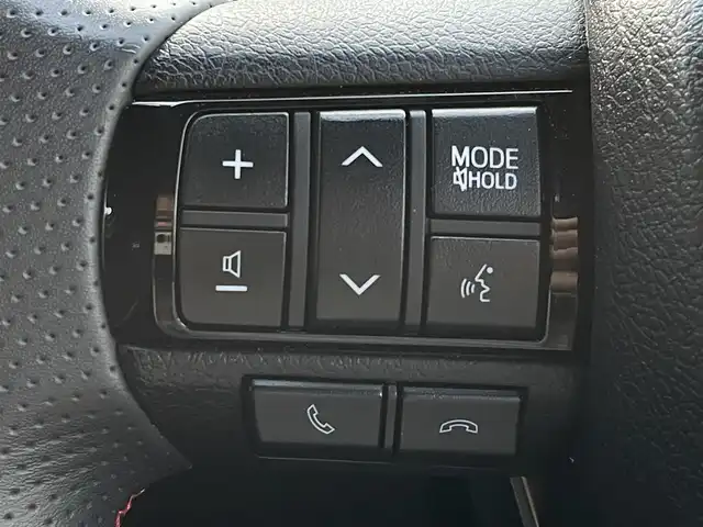 トヨタ ハイラックス Z GRスポーツ 福岡県 2022(令4)年 2万km スーパーホワイトⅡ 純正8型ナビ/（BT/CarPlay/Miracast/AM/FM)/全方位モニター/トヨタセーフ/コーナーセンサー/レーダークルコン/パドルシフト/ETC/ドラレコ前後/純正GRフロアマット/ダウンヒルアシスト/アイドリングストップ/ビルシュタインB8リフトアップショックKIT/MINIZリフトアップKIT(5inch)/ソリッドレーシングタービンZ1　17inchAW/NITTO TRAIL GRAPPLER M/T/EGR製バグガード/天張りブラックEDの物に換装済/トランクゲートダンパー/ウィンカーポジション/スチールサイドステップ/オーバーフェンダー