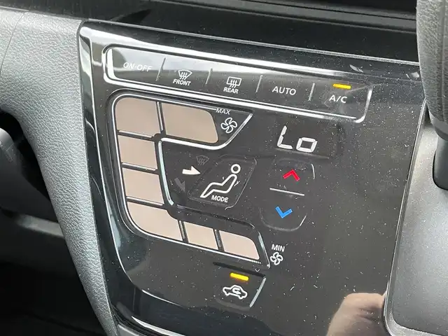 日産 デイズ HWS G ターボ プロパイロットED 滋賀県 2019(令1)年 5.5万km ホワイトパール 禁煙車/純正9インチナビ/(CD/DVD/フルセグ/Bluetooth)/アラウンドビューモニター/プロパイロット/前方ドラレコ/ETC/ステアリングスイッチ/アイドリングストップ/LEDヘッドライト/オートライト/純正フロアマット/純正ドアバイザー/スマートキー/プッシュスタート/スペアキー