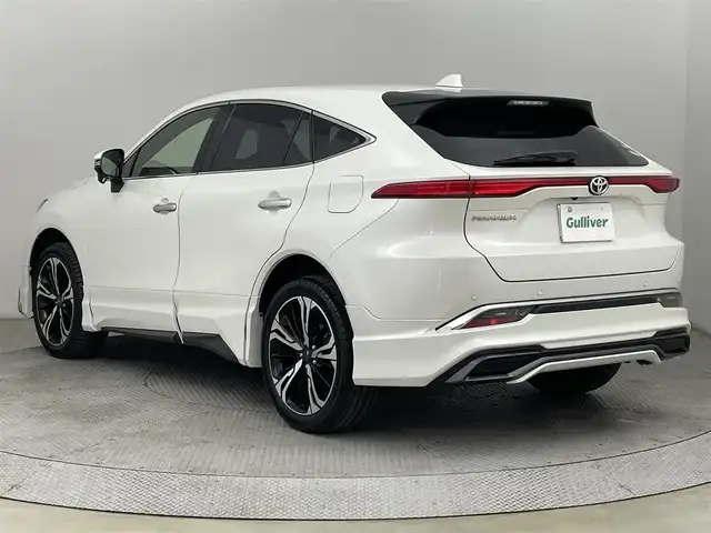 トヨタ ハリアー G 道央・札幌 2020(令2)年 4.6万km ホワイトパールクリスタルシャイン ・ワンオーナー/・４WD/・寒冷地仕様/・モデリスタエアロ/・モデリスタ20インチAW/・純正ディスプレイオーディオナビ/　BT/USB/Miracast/・バックカメラ/・デジタルインナーミラー/・前後ドライブレコーダー/・ビルトインETC/・トヨタセーフティセンス/・プリクラッシュセーフティ/・レーダークルーズコントロール/・レーンキープアシスト/・オートハイビーム/・クリアランスソナー/・パワーバックドア/・ハーフレザーシート/・パワーシート/・LEDヘッドライト/・オートライト/・フォグライト/・プッシュスタート/・スマートキー/・純正エンジンスターター/・純正フロアマット/・ドアバイザー
