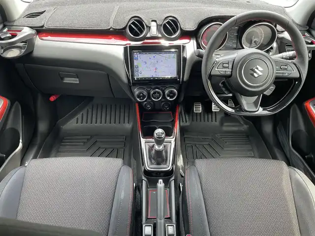 スズキ スイフト スポーツ 大阪府 2024(令6)年 0.2万km パール 社外ナビ/CD/DVD/Bluetooth/全方位モニター/ドライブレコーダー/ビルトインETC/LEDヘッドライト/フォグランプ/クルーズコントロール/ウインカーミラー/コーナーセンサー/ドアバイザー/フロアマット/保証書/取扱説明書/スペアキー１本
