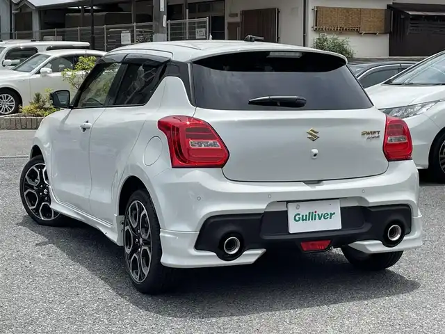 スズキ スイフト スポーツ 大阪府 2024(令6)年 0.2万km パール 社外ナビ/CD/DVD/Bluetooth/全方位モニター/ドライブレコーダー/ビルトインETC/LEDヘッドライト/フォグランプ/クルーズコントロール/ウインカーミラー/コーナーセンサー/ドアバイザー/フロアマット/保証書/取扱説明書/スペアキー１本