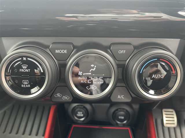 スズキ スイフト スポーツ 大阪府 2024(令6)年 0.2万km パール 社外ナビ/CD/DVD/Bluetooth/全方位モニター/ドライブレコーダー/ビルトインETC/LEDヘッドライト/フォグランプ/クルーズコントロール/ウインカーミラー/コーナーセンサー/ドアバイザー/フロアマット/保証書/取扱説明書/スペアキー１本