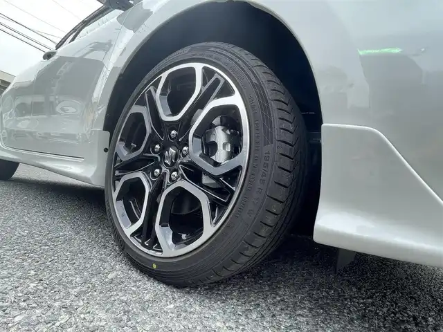 スズキ スイフト スポーツ 大阪府 2024(令6)年 0.2万km パール 社外ナビ/CD/DVD/Bluetooth/全方位モニター/ドライブレコーダー/ビルトインETC/LEDヘッドライト/フォグランプ/クルーズコントロール/ウインカーミラー/コーナーセンサー/ドアバイザー/フロアマット/保証書/取扱説明書/スペアキー１本