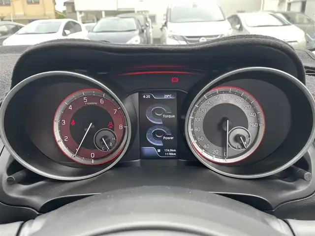 スズキ スイフト スポーツ 大阪府 2024(令6)年 0.2万km パール 社外ナビ/CD/DVD/Bluetooth/全方位モニター/ドライブレコーダー/ビルトインETC/LEDヘッドライト/フォグランプ/クルーズコントロール/ウインカーミラー/コーナーセンサー/ドアバイザー/フロアマット/保証書/取扱説明書/スペアキー１本