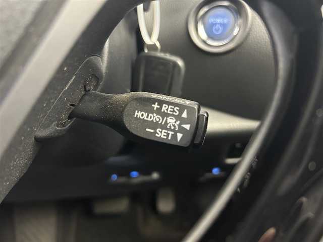 トヨタ Ｃ－ＨＲ G モード ネロセーフティプラスⅡ 千葉県 2021(令3)年 3.7万km ホワイトパールクリスタルシャイン ワンオーナー/禁煙車/トヨタセーフティセンス/・クリアランスソナー/・レーダークルーズコントロール/・レーンキープアシスト/・先行車発進システム/純正ディスプレイオーディオ/・USB/Bluetooth/フルセグTV/・全方位カメラ/・TVキャンセラー/・ビルトインETC2.0/革巻きステアリング/・ステアリングスイッチ/左右独立エアコン/ハーフレザーシート/・DNシートヒーター/電子パーキング/・ブレーキホールド/純正フロアマット/純正ドアバイザー/純正18インチAW/オートライト/・オートマチックハイビーム/・LEDヘッドライト/・LEDフォグランプ