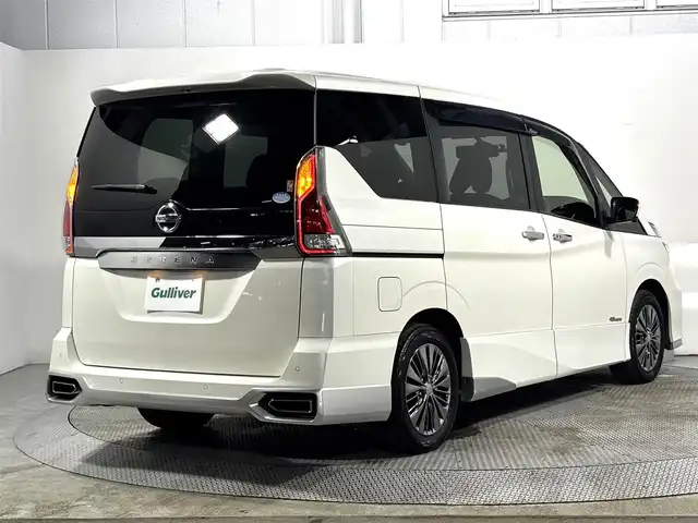 日産 セレナ ライダー 大阪府 2016(平28)年 4.7万km ブリリアントホワイトパール ProPILOT 純正9incナビTV 360カメラ 後席モニター デジタルインナーミラー 両側パワースライドドア シートヒーター 衝突軽減 レーダーC パークアシスト クリアランスソナー ドラレコ