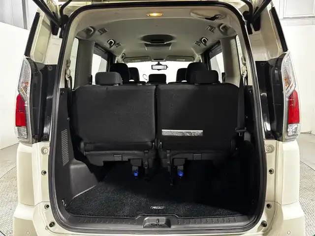 日産 セレナ ライダー 大阪府 2016(平28)年 4.7万km ブリリアントホワイトパール ProPILOT 純正9incナビTV 360カメラ 後席モニター デジタルインナーミラー 両側パワースライドドア シートヒーター 衝突軽減 レーダーC パークアシスト クリアランスソナー ドラレコ