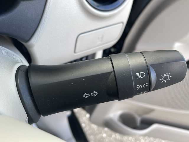 日産 デイズ S 岩手県 2018(平30)年 6.4万km ブラック 4WD/純正ナビ CD/SD/ラジオ/Bluetooth/フルセグテレビ /エマージェンシーブレーキ/横滑り防止機能/D席シートヒーター/社外14inアルミホイール/アイドリングストップ/ステアリングスイッチ/電動格納ミラー/ドアバイザー