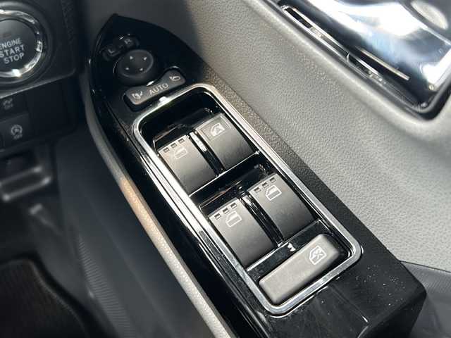 ダイハツ タント カスタム X 三重県 2020(令2)年 2.9万km パールブラック 純正ナビ /バックカメラ /両側パワースライドドア /前方ドライブレコーダー /スペアキー /コーナーセンサー /レーンキープアシスト /衝突軽減ブレーキ/LEDヘッドライト /オートハイビーム /オートライト /純正フロアマット /USB給電/リヤサンシェード/電動格納ミラー/禁煙車
