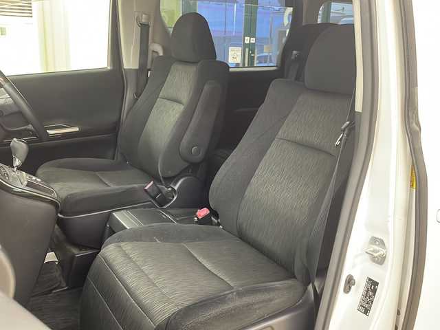 トヨタ ヴェルファイア 2．4Z Gエディション 道央・札幌 2013(平25)年 7万km ホワイトパールクリスタルシャイン ・4WD/・社外ナビ/フルセグTV/DVD/CD/SD/BT/・バックカメラ/・パワーバックドア/・両側パワースライドドア/・ALPINEリヤフリップダウンモニター/・社外エンジンスターター/・ドライブレコーダー/・クルーズコントロール/・パーキングセンサー/・横滑り防止/・ビルトインETC/・前席パワーシート/・HID/・フロントフォグ/・プッシュスタート/・スマートキー/・ドアバイザー/・電格ミラー/・夏タイヤ純正18インチAW積込