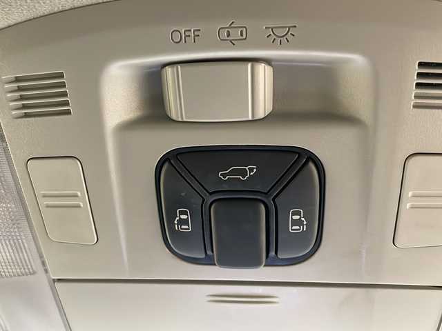 トヨタ ヴェルファイア 2．4Z Gエディション 道央・札幌 2013(平25)年 7万km ホワイトパールクリスタルシャイン ・4WD/・社外ナビ/フルセグTV/DVD/CD/SD/BT/・バックカメラ/・パワーバックドア/・両側パワースライドドア/・ALPINEリヤフリップダウンモニター/・社外エンジンスターター/・ドライブレコーダー/・クルーズコントロール/・パーキングセンサー/・横滑り防止/・ビルトインETC/・前席パワーシート/・HID/・フロントフォグ/・プッシュスタート/・スマートキー/・ドアバイザー/・電格ミラー/・夏タイヤ純正18インチAW積込