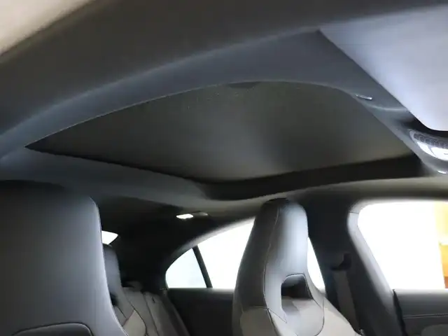 メルセデス・ベンツ ＣＬＡ２００ｄ AMGライン 静岡県 2019(令1)年 4.5万km コスモスブラック パノラミックスライディングルーフ/レーダーセーフティーパッケージ/・BSM/・LKA/・衝突被害軽減ブレーキ/AMGレザーエクスクルーシブパッケージ/・黒灰革シート/・アルミニウムインテリアトリム/アドバンスドパッケージ/・360°カメラ/・HUD/・アドバンスドサウンドシステム/AMGライン/・アンビエントライト/・LEDヘッドライト/純正ナビ/フルセグTV/純正18インチAW/ETC2.0/シートヒーター/シートメモリー/パワーシート/クルーズコントロール