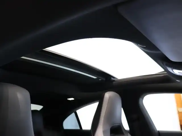 メルセデス・ベンツ ＣＬＡ２００ｄ AMGライン 静岡県 2019(令1)年 4.5万km コスモスブラック パノラミックスライディングルーフ/レーダーセーフティーパッケージ/・BSM/・LKA/・衝突被害軽減ブレーキ/AMGレザーエクスクルーシブパッケージ/・黒灰革シート/・アルミニウムインテリアトリム/アドバンスドパッケージ/・360°カメラ/・HUD/・アドバンスドサウンドシステム/AMGライン/・アンビエントライト/・LEDヘッドライト/純正ナビ/フルセグTV/純正18インチAW/ETC2.0/シートヒーター/シートメモリー/パワーシート/クルーズコントロール