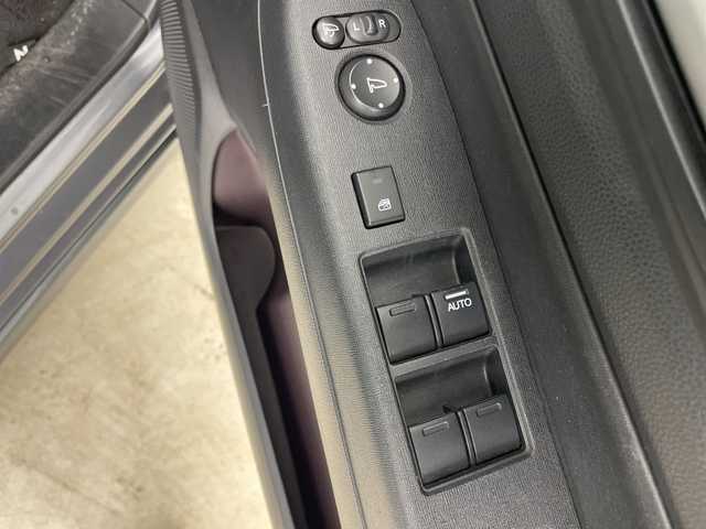 ホンダ Ｎ ＷＧＮ カスタム G 秋田県 2014(平26)年 9万km ポリッシュドメタルメタリック ・4WD/・社外ナビ/・CD&AM&FM&フルセグTV/・バックカメラ/・ETC/・ドアミラーヒーター/・社外ドライブレコーダー前後/・社外レーダー/・キセノンヘッドライト/・オートライト/・プッシュスタート/・スマートキー/・社外エンジンスターター/・積込夏タイヤ社外AW付