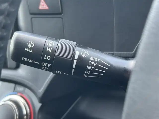 トヨタ アクア G 栃木県 2012(平24)年 7.4万km スーパーホワイトⅡ 純正ナビ/・フルセグTV/・CD/DVD/BT/・SD/AM.FM/バックカメラ/ETC/スマートキー/プッシュスタート/LEDヘッドライト/オートライト/純正フロアマット/横滑り防止システム/電動格納ミラー