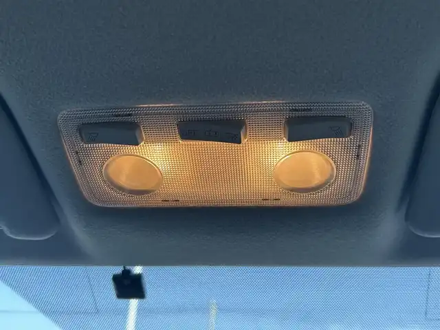 トヨタ アクア G 栃木県 2012(平24)年 7.4万km スーパーホワイトⅡ 純正ナビ/・フルセグTV/・CD/DVD/BT/・SD/AM.FM/バックカメラ/ETC/スマートキー/プッシュスタート/LEDヘッドライト/オートライト/純正フロアマット/横滑り防止システム/電動格納ミラー