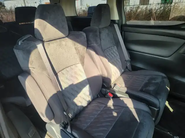 トヨタ ヴェルファイア Z Aエディション 群馬県 2018(平30)年 2.8万km ブラック モデリスタエアロ(F/S/R)/デジタルインナーミラー/クリアランスソナー/純正10型ナビ/フルセグTV/純正12.1型後席ティスプレイ/両側パワースライドドア/バックモニター/ビルトインETC/ドライブレコーダー/レーダークルーズコントロール/バックソナー/セーフティセンス/・衝突被害軽減ブレーキ/・車線逸脱防止支援システム/・オートマチックハイビーム/2眼LEDヘッドランプ/デュアルオートエアコン/助手席オットマン/2列目リラックスキャプテンシート/純正18インチアルミホイール/スマートキー/プッシュエンジンスタート/禁煙車