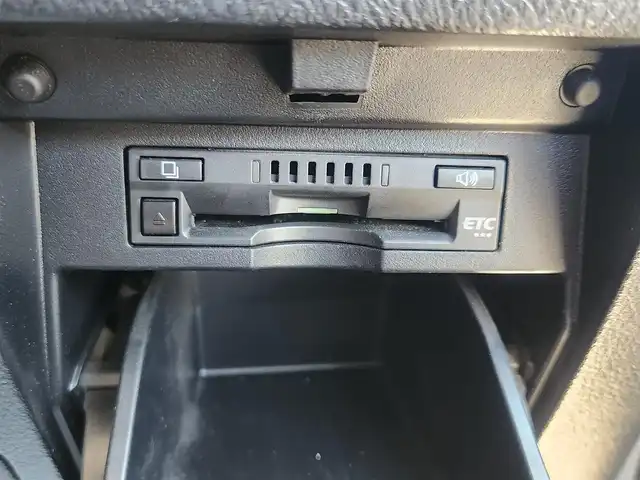 トヨタ ヴェルファイア Z Aエディション 群馬県 2018(平30)年 2.8万km ブラック モデリスタエアロ(F/S/R)/デジタルインナーミラー/クリアランスソナー/純正10型ナビ/フルセグTV/純正12.1型後席ティスプレイ/両側パワースライドドア/バックモニター/ビルトインETC/ドライブレコーダー/レーダークルーズコントロール/バックソナー/セーフティセンス/・衝突被害軽減ブレーキ/・車線逸脱防止支援システム/・オートマチックハイビーム/2眼LEDヘッドランプ/デュアルオートエアコン/助手席オットマン/2列目リラックスキャプテンシート/純正18インチアルミホイール/スマートキー/プッシュエンジンスタート/禁煙車