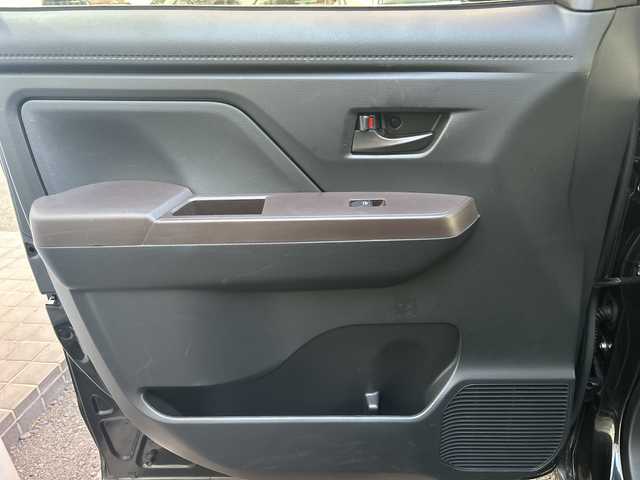 トヨタ ルーミー X 大阪府 2018(平30)年 4.2万km ブラックマイカメタリック 社外7インチナビ（AVN-R8W）/・AM/FM/フルセグ/BT/バックカメラ/片側パワースライドドア/前後ドライブレコーダー/オートライト/プッシュスタート/スマートキー/電動格納ミラー/ステアリングスイッチ/スペアキー/保証書