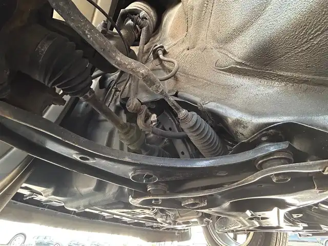 日産 ノート ニスモ 滋賀県 2017(平29)年 8.6万km ダークメタルグレー ガソリン/2WD(FF)/CVT/7インチナビ（MDV-M705W）/（FM/AM/DVD/Bluetooth）/ブレーキアシスト/プリクラッシュブレーキアシスト	/ヒルスタート（坂道発進）アシスト	/レーンキープアシスト	/バックカメラ/アルカンターラステアリング/ステアリングスイッチ/ETC/NISMO専用シート/オートエアコン/オートライト/LEDヘッドライト/フロントフォグ/電動格納ミラー/パワーウィンドウ