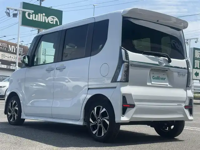 ダイハツ タント カスタム X 徳島県 2022(令4)年 1.3万km シャイニングホワイトパール 純正ディスプレイオーディオ/両側パワースライドドア/次世代スマートアシスト/・衝突回避・軽減ブレーキ機能/・オートハイビーム/・サイドビューランプ/・誤発進抑制機能/・車線逸脱警報＆車線逸脱抑制制御機能/・ふらつき警報/・先行車発進お知らせ機能/・進入禁止標識認識機能/前席シートヒーター/純正アルミホイール/オートエアコン/ハーフレザーシート
