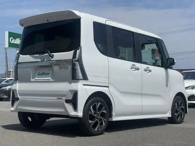 ダイハツ タント カスタム X 徳島県 2022(令4)年 1.3万km シャイニングホワイトパール 純正ディスプレイオーディオ/両側パワースライドドア/次世代スマートアシスト/・衝突回避・軽減ブレーキ機能/・オートハイビーム/・サイドビューランプ/・誤発進抑制機能/・車線逸脱警報＆車線逸脱抑制制御機能/・ふらつき警報/・先行車発進お知らせ機能/・進入禁止標識認識機能/前席シートヒーター/純正アルミホイール/オートエアコン/ハーフレザーシート