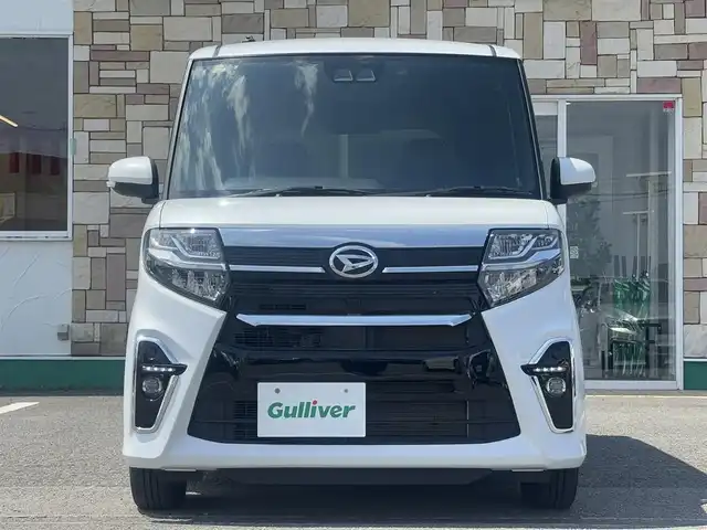 ダイハツ タント カスタム X 徳島県 2022(令4)年 1.3万km シャイニングホワイトパール 純正ディスプレイオーディオ/両側パワースライドドア/次世代スマートアシスト/・衝突回避・軽減ブレーキ機能/・オートハイビーム/・サイドビューランプ/・誤発進抑制機能/・車線逸脱警報＆車線逸脱抑制制御機能/・ふらつき警報/・先行車発進お知らせ機能/・進入禁止標識認識機能/前席シートヒーター/純正アルミホイール/オートエアコン/ハーフレザーシート