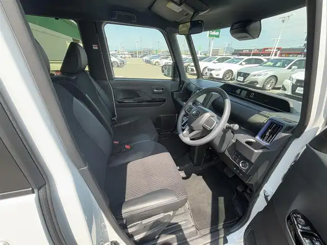 ダイハツ タント カスタム X 徳島県 2022(令4)年 1.3万km シャイニングホワイトパール 純正ディスプレイオーディオ/両側パワースライドドア/次世代スマートアシスト/・衝突回避・軽減ブレーキ機能/・オートハイビーム/・サイドビューランプ/・誤発進抑制機能/・車線逸脱警報＆車線逸脱抑制制御機能/・ふらつき警報/・先行車発進お知らせ機能/・進入禁止標識認識機能/前席シートヒーター/純正アルミホイール/オートエアコン/ハーフレザーシート