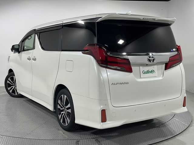 トヨタ アルファード S Cパッケージ 広島県 2020(令2)年 3.9万km ホワイトパールクリスタルシャイン ツインムーンルーフ/純正9型ディスプレイオーディオ/純正フリップダウンモニター/3眼LEDヘッドランプ/パワーバックドア/両側パワースライドドア/ブラック合皮シート/パワーシート/ポジションメモリー/シートヒーター/ベンチレーション/ステアリングヒーター/パワーオットマン/セーフティセンス/・プリクラッシュセーフティ/・レーントレーシングアシスト/・アダプティブハイビーム/・レーダークルーズコントロール/電動パーキングブレーキ/ブレーキホールド/CD/DVDデッキ/ビルトインETC/ドライブレコーダー/USB入力端子