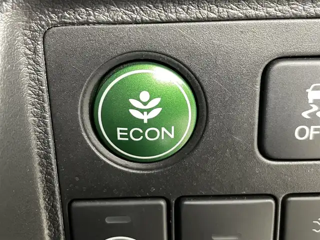 ホンダ ヴェゼル ハイブリッド Z ホンダセンシング 福島県 2016(平28)年 3.3万km クリスタルブラックパール 純正7インチナビ/CD/DVD/フルセグ/AM・FM/Bluetooth/純正エアロ/ホンダセンシング/ETC/寒冷地仕様/アイドリングストップ/追従型クルーズコントロール/レーンキープアシスト/D+N席シートヒーター/純正AW