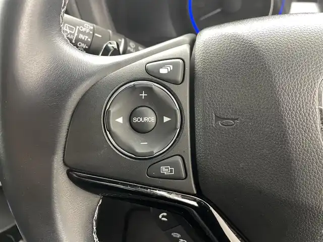 ホンダ ヴェゼル ハイブリッド Z ホンダセンシング 福島県 2016(平28)年 3.3万km クリスタルブラックパール 純正7インチナビ/CD/DVD/フルセグ/AM・FM/Bluetooth/純正エアロ/ホンダセンシング/ETC/寒冷地仕様/アイドリングストップ/追従型クルーズコントロール/レーンキープアシスト/D+N席シートヒーター/純正AW