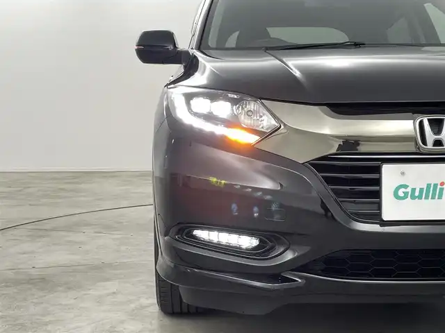 ホンダ ヴェゼル ハイブリッド Z ホンダセンシング 福島県 2016(平28)年 3.3万km クリスタルブラックパール 純正7インチナビ/CD/DVD/フルセグ/AM・FM/Bluetooth/純正エアロ/ホンダセンシング/ETC/寒冷地仕様/アイドリングストップ/追従型クルーズコントロール/レーンキープアシスト/D+N席シートヒーター/純正AW