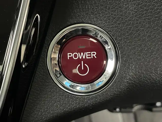 ホンダ ヴェゼル ハイブリッド Z ホンダセンシング 福島県 2016(平28)年 3.3万km クリスタルブラックパール 純正7インチナビ/CD/DVD/フルセグ/AM・FM/Bluetooth/純正エアロ/ホンダセンシング/ETC/寒冷地仕様/アイドリングストップ/追従型クルーズコントロール/レーンキープアシスト/D+N席シートヒーター/純正AW