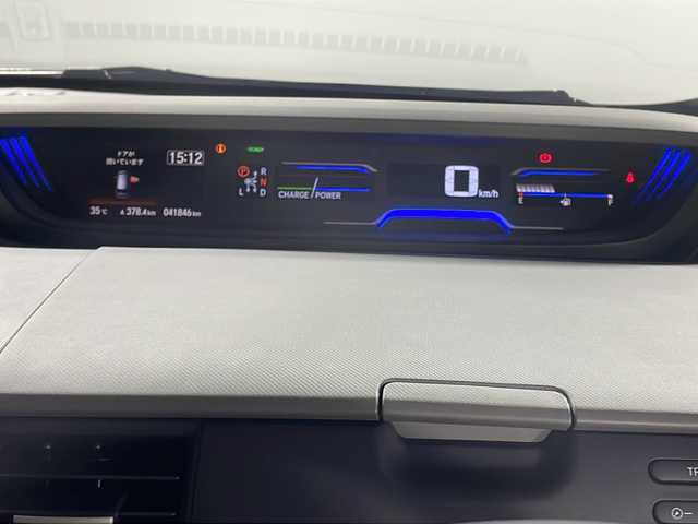 ホンダ フリード ハイブリット EX 沖縄県 2017(平29)年 4.2万km マンダリンゴールドM 県外仕入　/禁煙車　/６人乗り　/純正ナビ【VXM-174CSi】/　ワンセグ　Bluetooth CD　SD//両側パワースライドドア　/ホンダセンシング　/レーダークルーズコントロール　/オートライト　/前席シートヒーター　/ビルトインＥＴＣ　/バックカメラ　/ＬＥＤライト