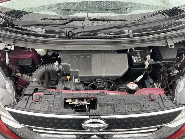 日産 デイズ ルークス ハイウェイスターX Gパッケージ 滋賀県 2017(平29)年 4.1万km スパークリングレッド/ブラック 社外ナビ/(フルセグ/Bluetooth/CD/DVD)/衝突軽減ブレーキ/アラウンドビューモニター/両側電動スライドドア/LEDオートライト/Autoハイビーム/フォグ/D席シートヒーター/アイドリングストップ/前方ドライブレコーダー/スペアキー/ドアバイザー/ETC/USB/スタッドレスタイヤ付き