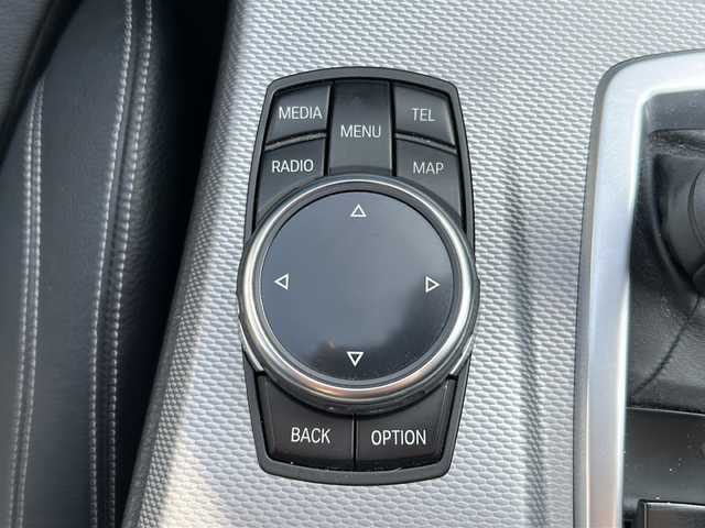 ＢＭＷ ５３５ｉ Mスポーツ 鳥取県 2014(平26)年 14.3万km アルピンホワイトⅢ ディーラー車/F型後期/シルキーシックス・ターボ/スマートキーx2個/ブラックレザーシート/フル液晶メーター/プリクラッシュセーフティ/ブラインドスポットモニタリング/レーンデパーチャーアラート/レーダークルーズコントロール/クリアランスソナー/アダクティブLEDヘッドライト/I-DRIVE/HDDナビゲーション/フルセグ・DVD再生・MSV/バックカメラ/前席パワーシート（D席メモリ）/前席シートヒーター/アルミスカッフプレート/パドルシフト/プライバシーガラス/ビルトインETC/保証書・取説