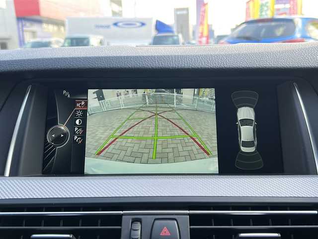 ＢＭＷ ５３５ｉ Mスポーツ 鳥取県 2014(平26)年 14.3万km アルピンホワイトⅢ ディーラー車/F型後期/シルキーシックス・ターボ/スマートキーx2個/ブラックレザーシート/フル液晶メーター/プリクラッシュセーフティ/ブラインドスポットモニタリング/レーンデパーチャーアラート/レーダークルーズコントロール/クリアランスソナー/アダクティブLEDヘッドライト/I-DRIVE/HDDナビゲーション/フルセグ・DVD再生・MSV/バックカメラ/前席パワーシート（D席メモリ）/前席シートヒーター/アルミスカッフプレート/パドルシフト/プライバシーガラス/ビルトインETC/保証書・取説