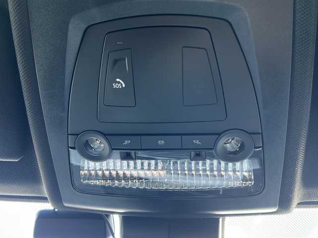 ＢＭＷ ５３５ｉ Mスポーツ 鳥取県 2014(平26)年 14.3万km アルピンホワイトⅢ ディーラー車/F型後期/シルキーシックス・ターボ/スマートキーx2個/ブラックレザーシート/フル液晶メーター/プリクラッシュセーフティ/ブラインドスポットモニタリング/レーンデパーチャーアラート/レーダークルーズコントロール/クリアランスソナー/アダクティブLEDヘッドライト/I-DRIVE/HDDナビゲーション/フルセグ・DVD再生・MSV/バックカメラ/前席パワーシート（D席メモリ）/前席シートヒーター/アルミスカッフプレート/パドルシフト/プライバシーガラス/ビルトインETC/保証書・取説